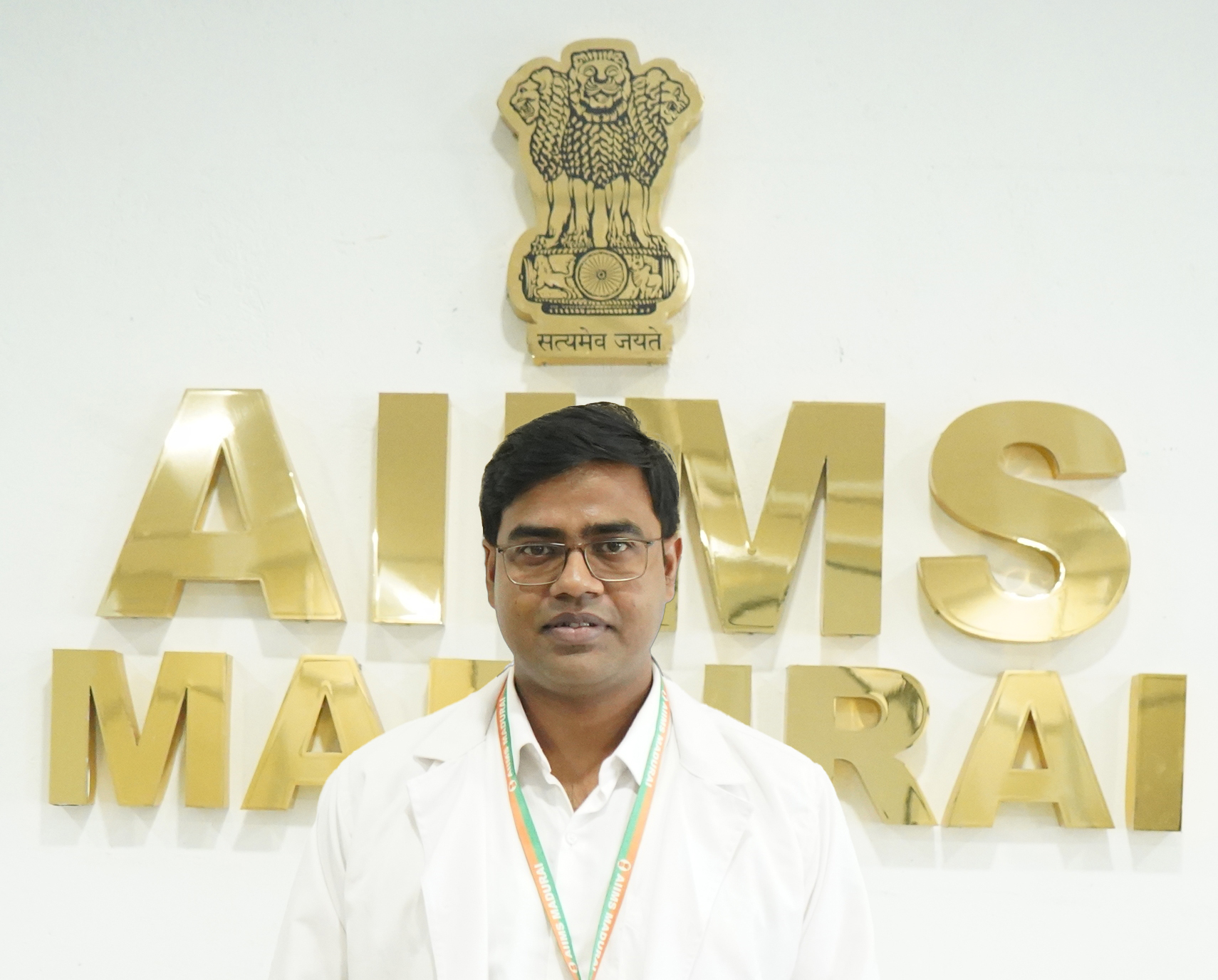 Dr MANUJ KUMAR SARKAR